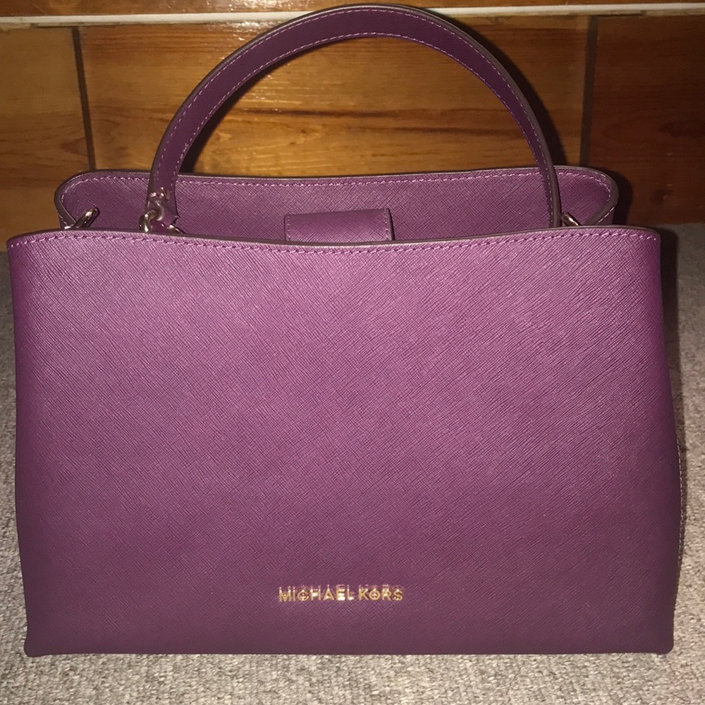 New Michael Kors handbag